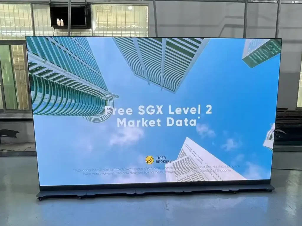 Standard, Foldable, Tri-Fold, or A-Board? A Complete Comparison of Adhaiwell's LED Poster Display Lineup 8 Adhaiwell Splicable Horizontal LED Poster Display, Wide LED Video Wall Digital Signage for Lobby & Exhibition From China Factory Supplier